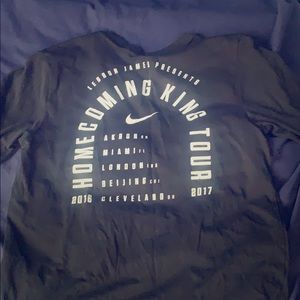 Lebron t shirt
